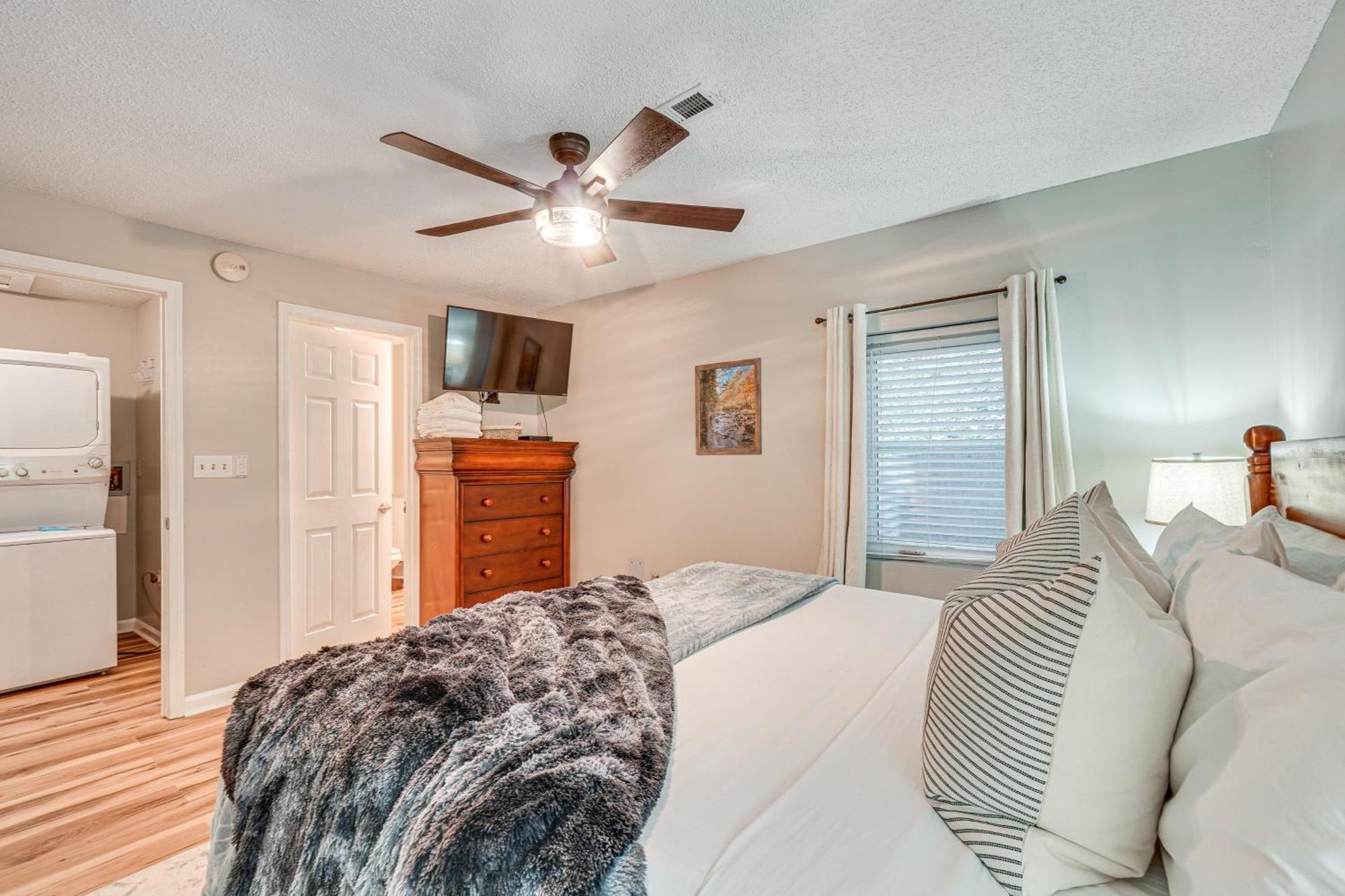 Downtown Gatlinburg Condo With Mountain-View Balcony Eksteriør billede